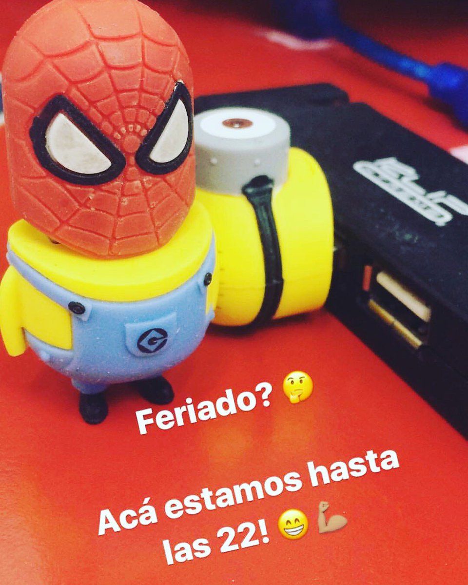 dimpressuy's tweet photo. #CambiáLaPisada y la cabeza... 💡✂️📐📏#Work ABIERTO hasta las 22 hs. https://t.co/rml1KTSsqa