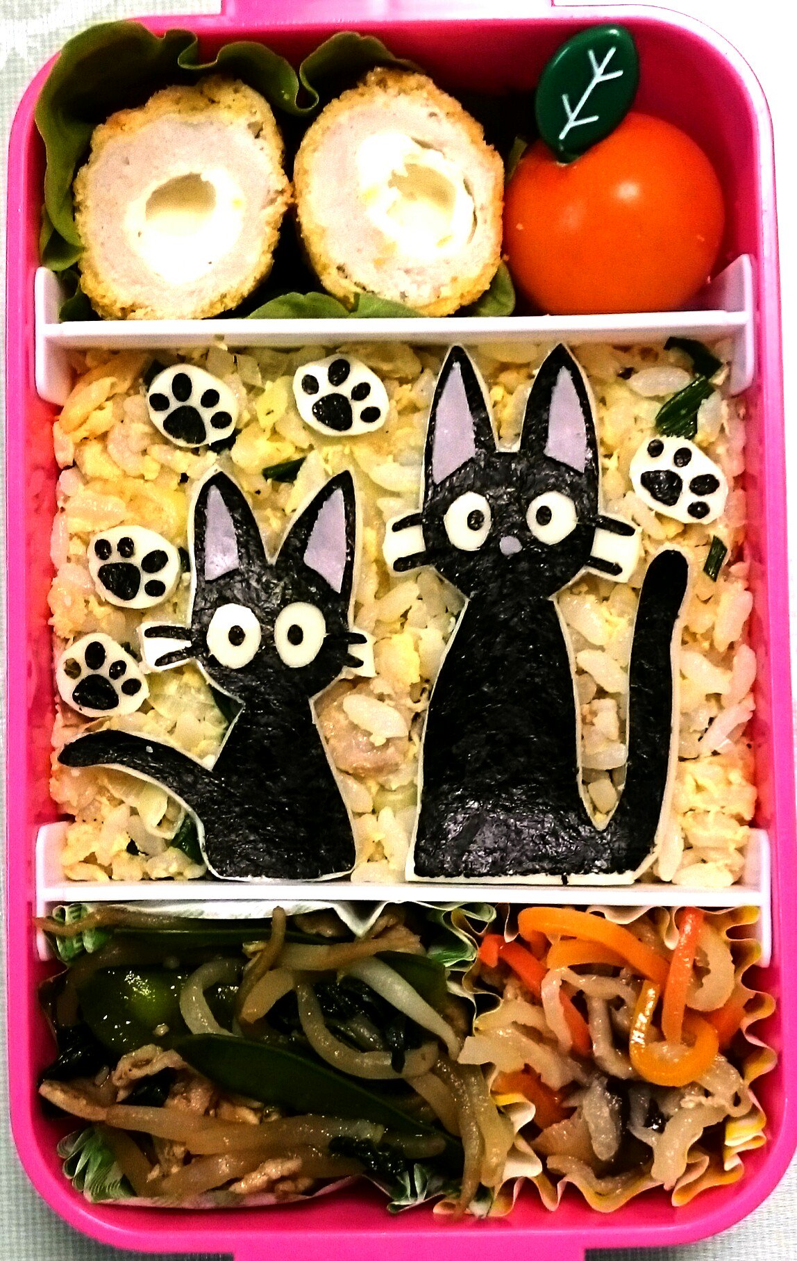 しいこ 今日のお弁当は 魔女の宅急便のジジ親子です 魔女の宅急便 ジブリ キャラ弁 T Co Ozurvuxf52 Twitter