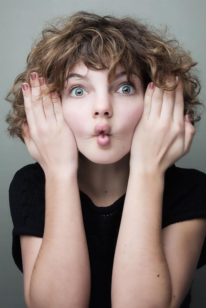  Happy 18th Birthday Camren Bicondova i hope your day filled with fun & love 