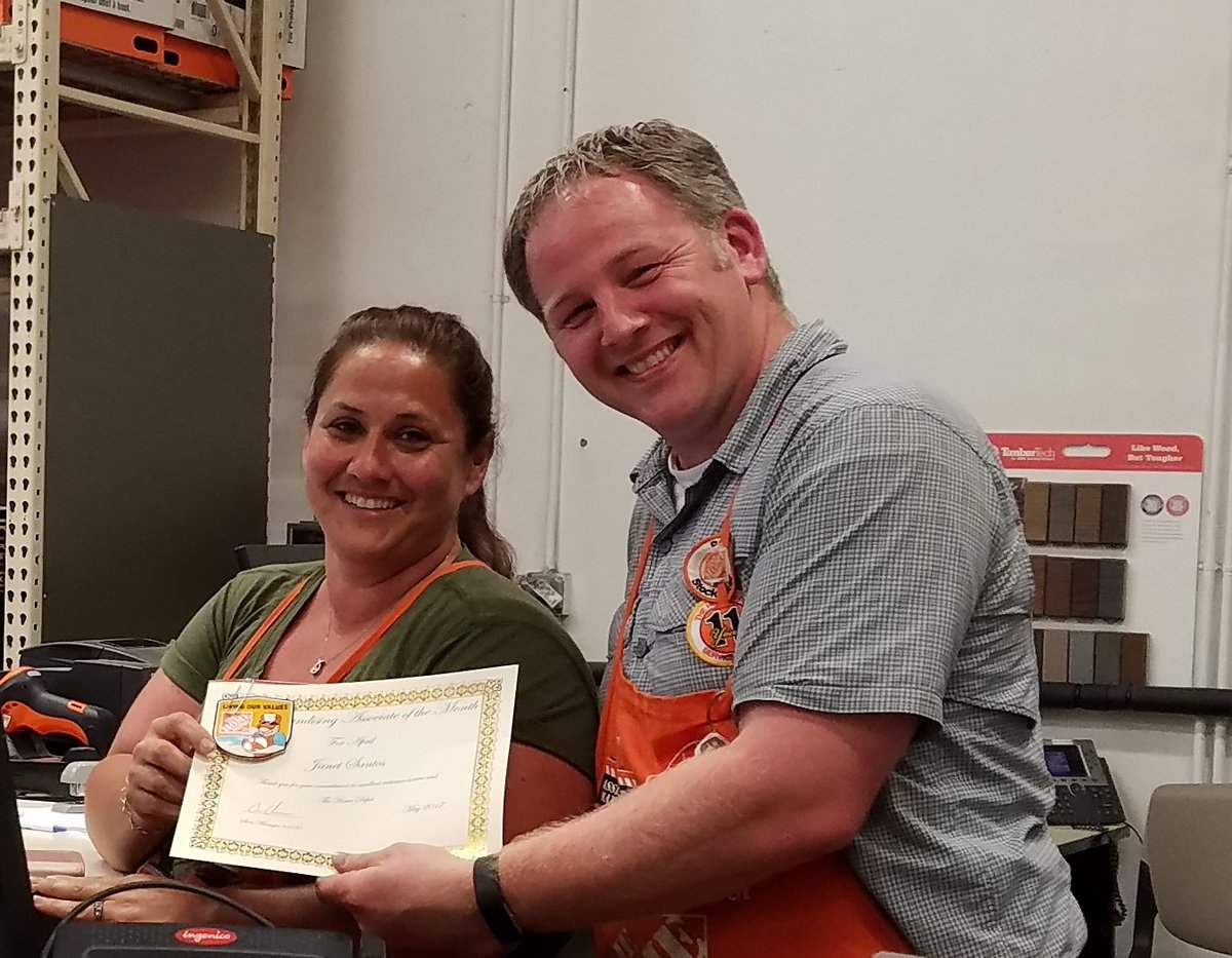 Whoo Hoo! Look at our Sales Associate of the Month Janet! Way to go Girl! <a href="/lipps3536/">Janet Lipps</a> @JesseWilkie007 <a href="/cvalade33/">Carmen Valade</a> <a href="/LaurelHappe/">Laurel Happe</a> <a href="/MattZacek/">Matt Zacek</a>