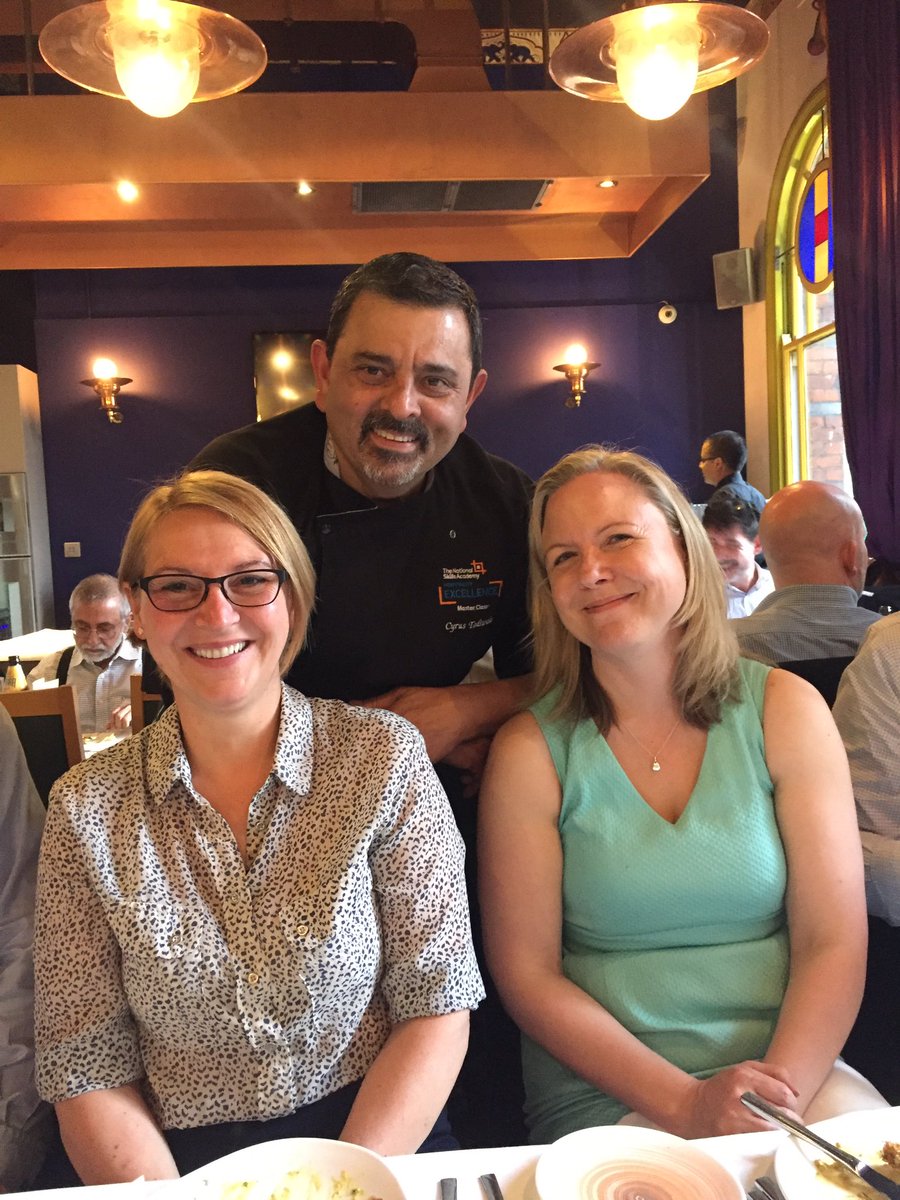nutreena_nt's tweet photo. May #khaadraas #club at @cafespicenamasteldn
Beautiful #food and #beautiful #people collaborating with @SocioWellBeing @nutreena_nt 🙌 https://t.co/NHnWB4N9bN