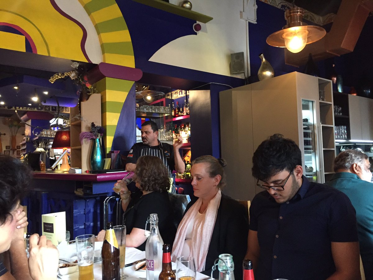 nutreena_nt's tweet photo. May #khaadraas #club at @cafespicenamasteldn
Beautiful #food and #beautiful #people collaborating with @SocioWellBeing @nutreena_nt 🙌 https://t.co/NHnWB4N9bN