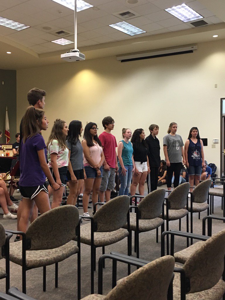 MflowersRusd's tweet photo. Spring View Jazz choir shines #rusdproud https://t.co/oNUC8MuXdi