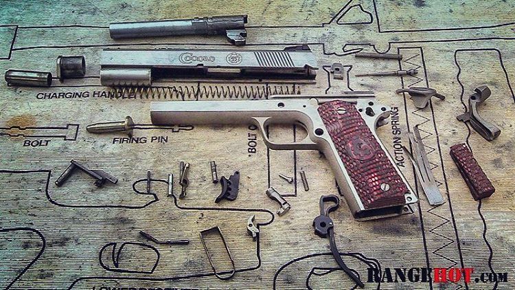 Coonaninc's tweet photo. Photo by @rangehot #Coonan test pistol #45automatic #45auto #instaguns #gunsofinstagram #gunstagram #2A #secondamendment #gunsdaily1 https://t.co/aVPFBYBPGV
