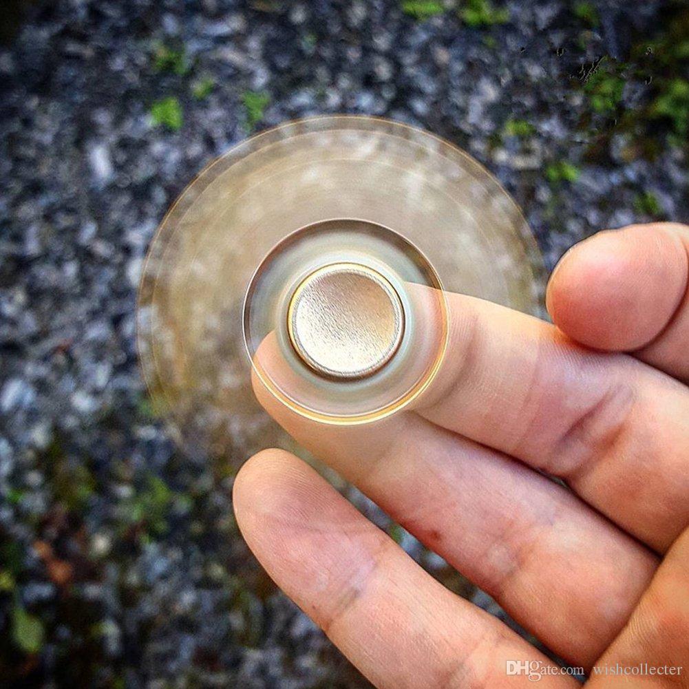 AwkwardRomantic's tweet image. Question: Would you date a guy who brought a fidget spinner on a first date? #dating #fidgetspinner #justwondering