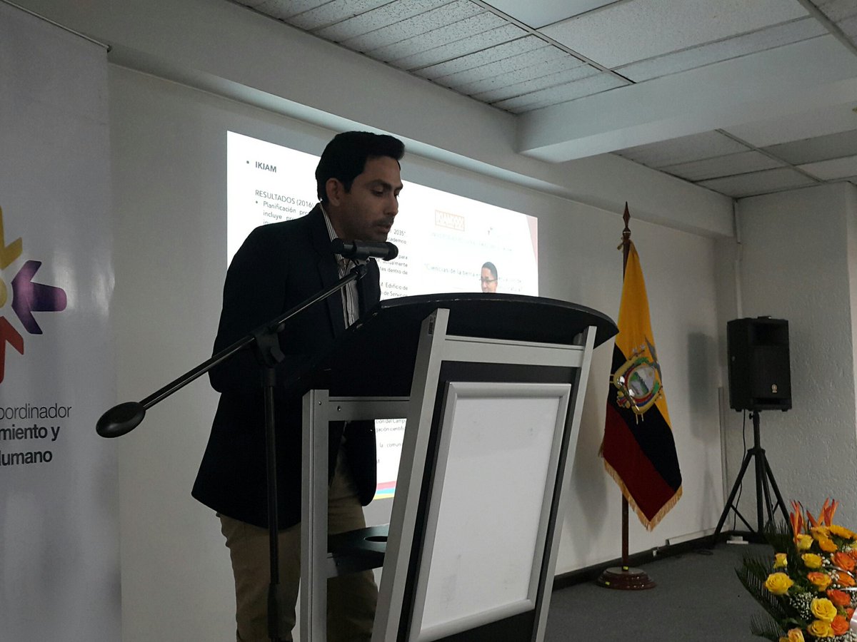 ConocimientoEc's tweet photo. Las universidades emblemáticas son un gran  logro de política pública que apunta al desarrollo del país #RendicionConocimiento https://t.co/mDo7wmhQFl