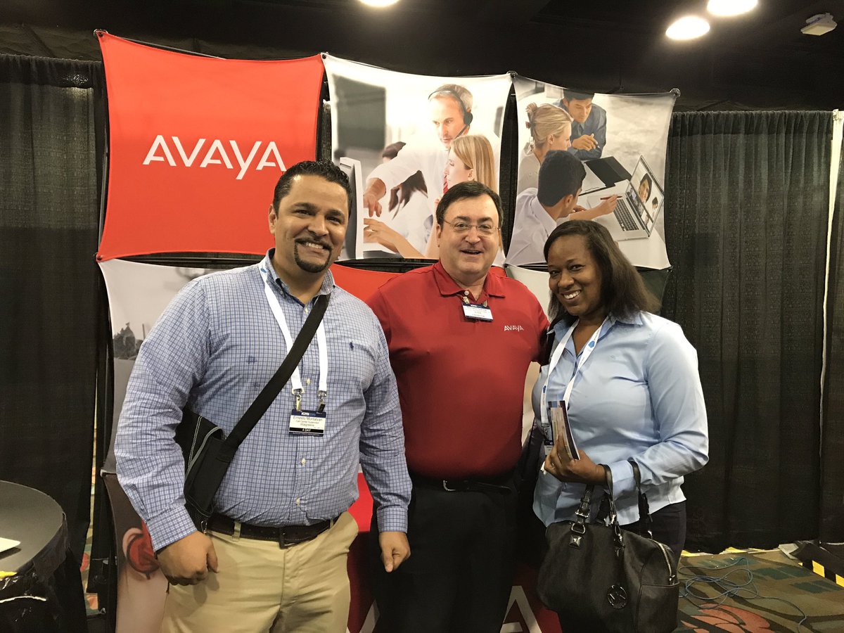 gutnick's tweet photo. live from the #icmi show floor. Meeting @Walgreens buds from @Avaya booth #ICMIChat
#AvayaSolutions
#ExperienceAvaya
#AvayaStrength #fun https://t.co/LergLo3Vxj