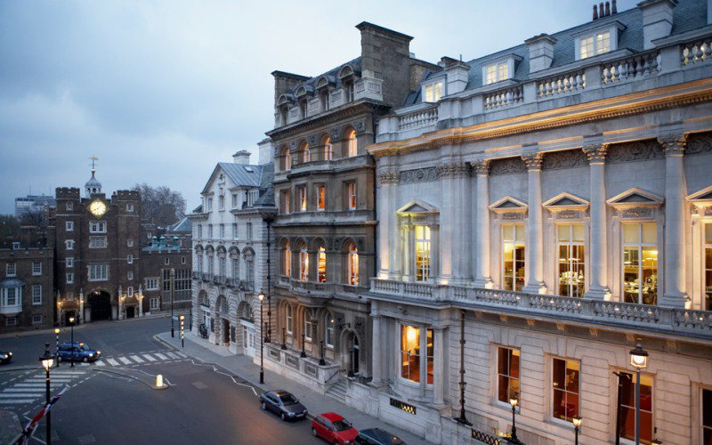 travelkeys's tweet photo. London calling with this distinctive 2 bedroom within walking distance to Buckingham Palace. https://t.co/ZulOAuIUkt https://t.co/PfIgmbWvXK