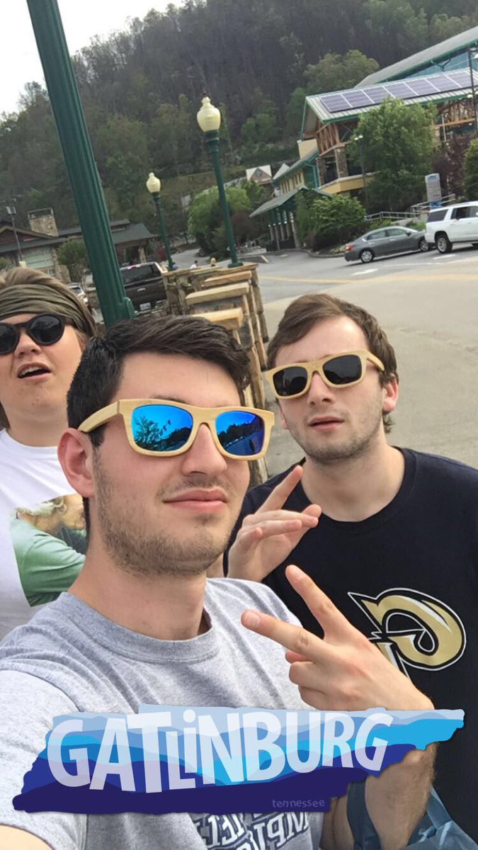 DIguys's tweet photo. Squadin' up with some bamboo sunglasses https://t.co/JJQeSdznia