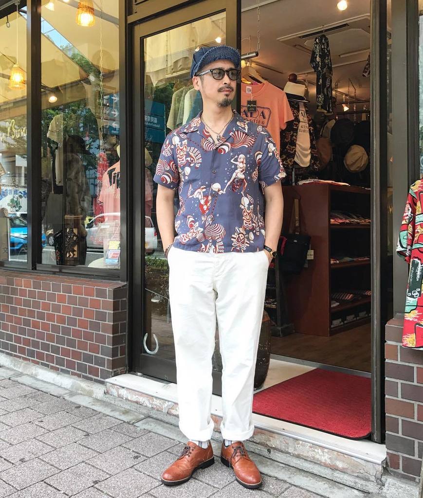 Dry Bones 福岡店 Twitter ನಲ ಲ 今日は王道のアメカジスタイルです やっとハワイアンシャツが気持ちいい季節になりましたね ロッキンジェリービーン ドライボーンズ ドライボーンズ福岡店 アメカジ メンズファッション コーディネイト 大名 T