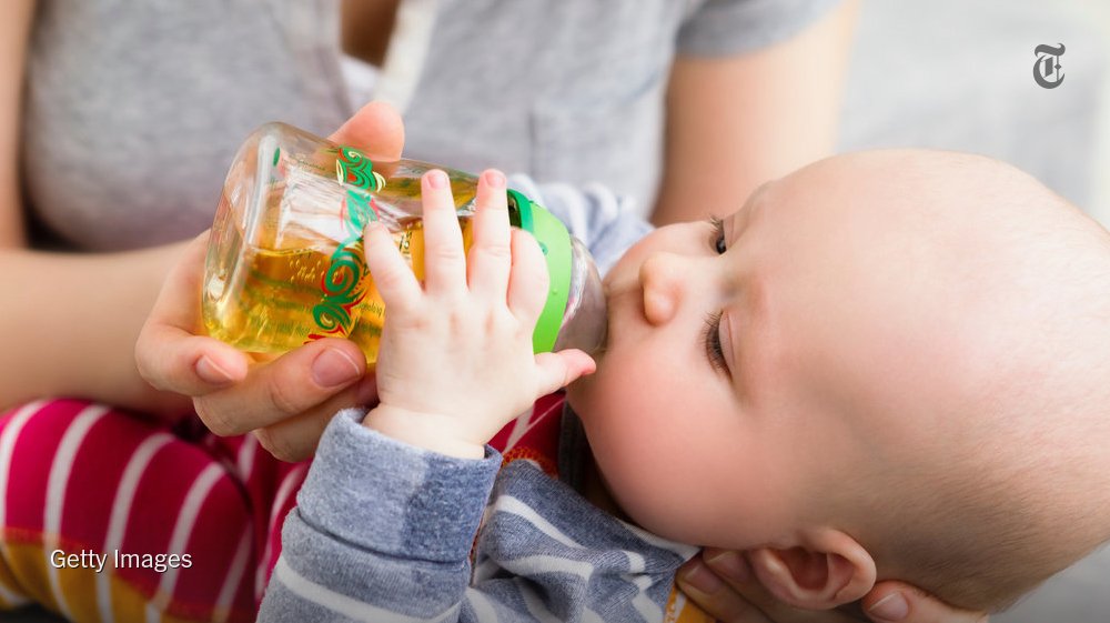 NYTHealth's tweet photo. New guidance from the @AmerAcadPeds says infants should not drink fruit juice, period. https://t.co/fpnMCuGHje https://t.co/JOEHhKuzdw