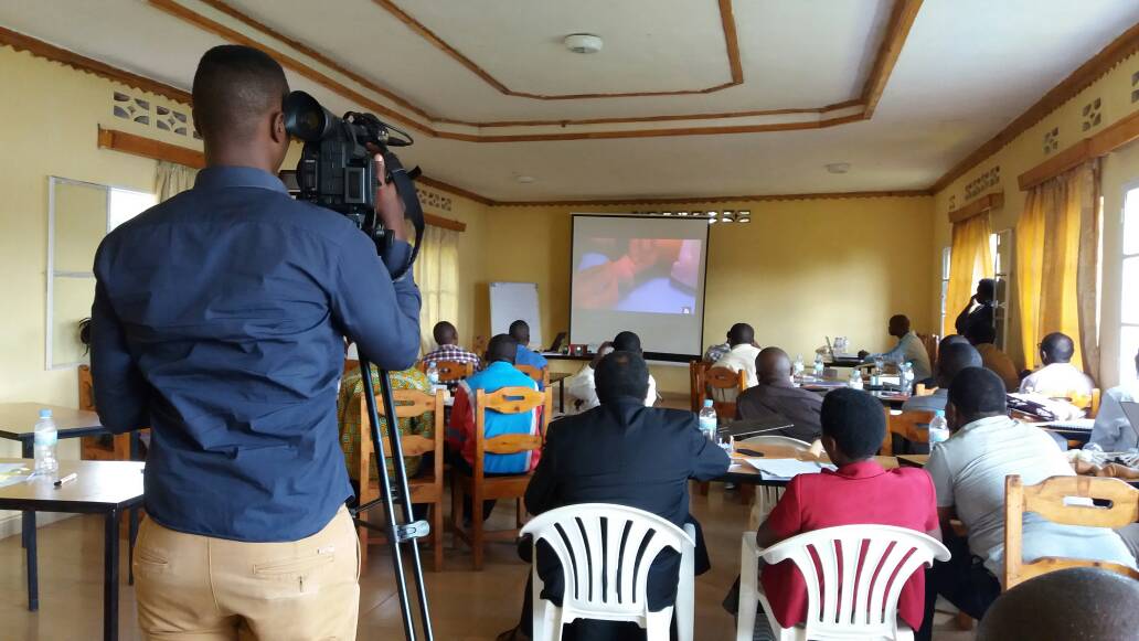 habyarim's tweet photo. Cure International- Rwanda Clubfoot Program conducting Advanced ACT to health professionals at Seeds of Peace Center 22-23 May 2017 https://t.co/XNIAKoZzvI
