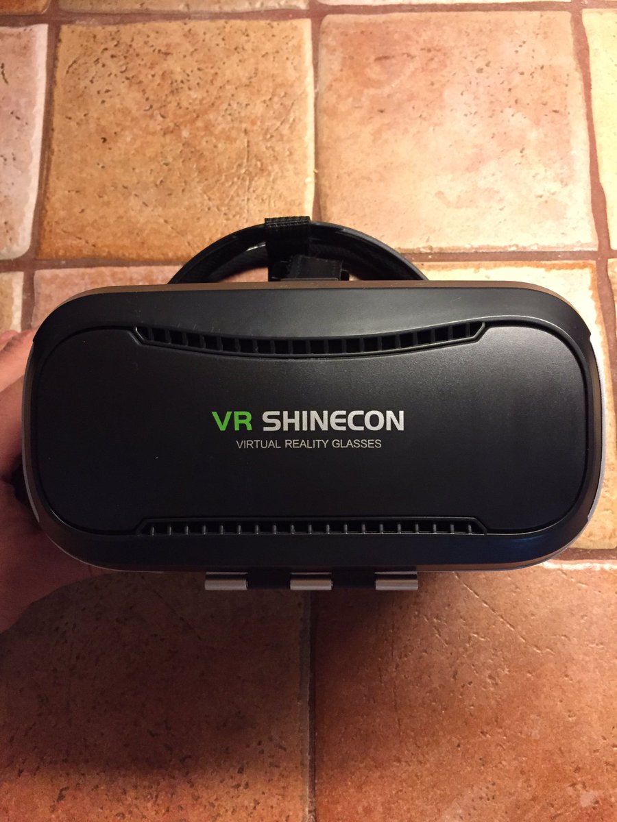 GoodDynastyLife's tweet photo. Just got this incredible VR headset! 😎Never ending fun with the 3D VR glasses! Order yours today at👉🏼https://t.co/e2QNMmM6oi https://t.co/PDnNnbGWbU