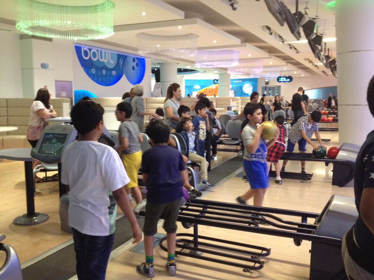 KESBreakingNews's tweet photo. Last night Infants and Juniors enjoyed a night Bowling at 360 Mall! It was a fantastic night and lots of fun had by all! #KESGU https://t.co/SYvMLXfDI7