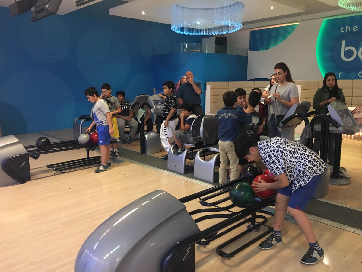 KESBreakingNews's tweet photo. Last night Infants and Juniors enjoyed a night Bowling at 360 Mall! It was a fantastic night and lots of fun had by all! #KESGU https://t.co/SYvMLXfDI7