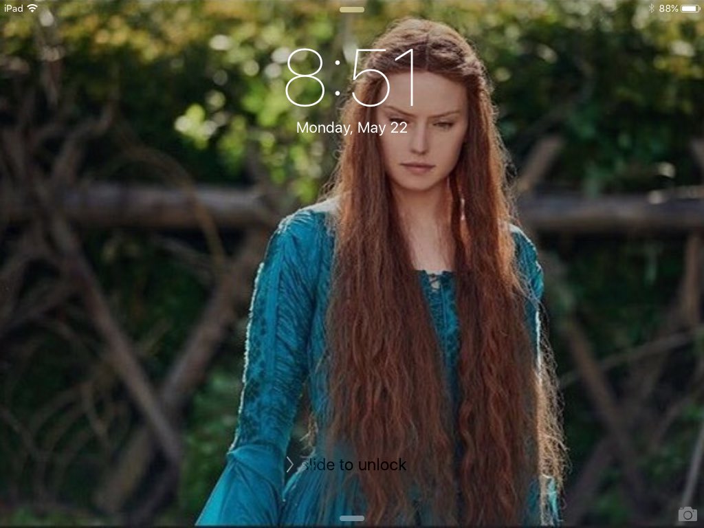 New screensaver: Daisy as Ophelia's in Ophelia