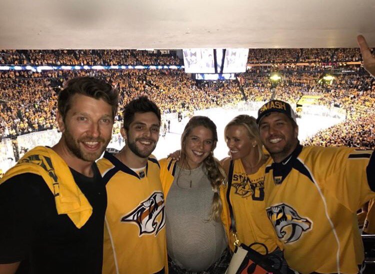 ThomasRhett's tweet photo. Solid crew tonight... headed to the cup🥊🥊💯💯👍👍 https://t.co/tS2F7DqZ2Y