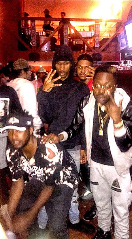 MayorOfDMV's tweet photo. 😈💯🎤Inda Cutt with @GOTHMONEYRCRDS @HunnedMill @AviTwat @BLACKKRAY https://t.co/Lw2WEVZyTU