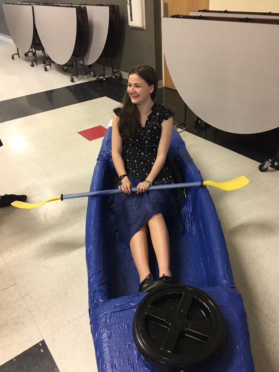 johnmatsuo's tweet photo. Hilhi Senior Projects#2 #thesekidsareamazing @HilhiSparts  #ProudtobeHSD https://t.co/12x0fbajTj
