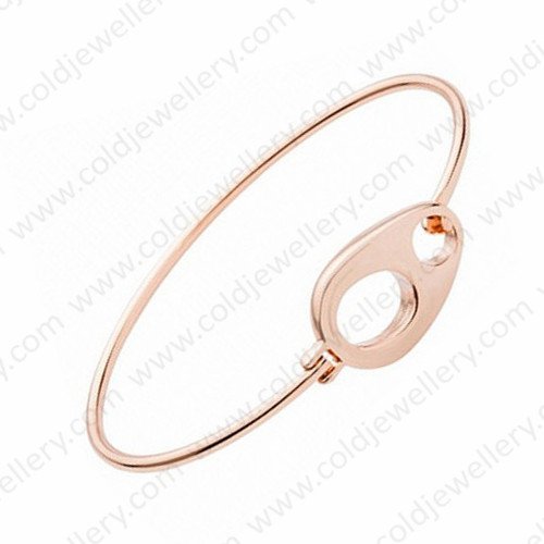 ColdJewellery's tweet photo. Simple wire bangle
#coldjewellery #wirebangle #simplebangle #stainlesssteelbangle #jewelry #jewelrychianmanufacture
https://t.co/ygp470h58Y https://t.co/4o7HtC3fZa