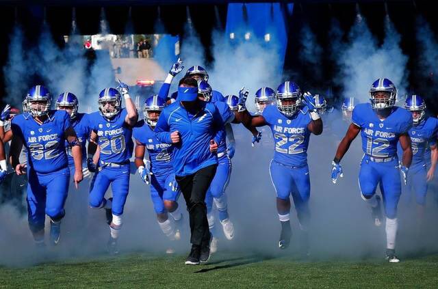 KingRegg__'s tweet photo. Honored to receive an offer from the United States Air Force Academy! @RossAWeaver #LetsFly https://t.co/eunHCTUdNh
