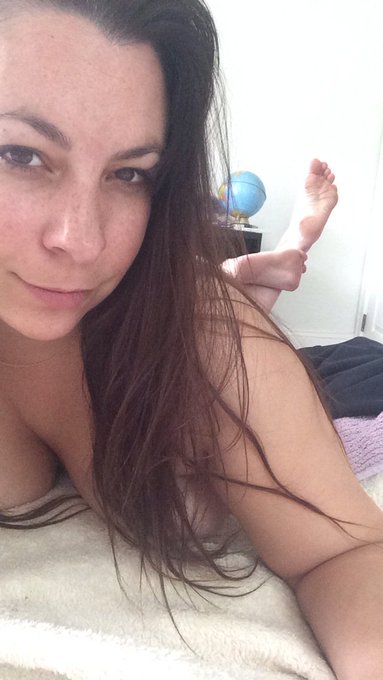 #MILFmonday https://t.co/7g2LGLSmx5 by @Ryder_Wilde - https://t.co/bifIFxoQI0 @manyvids https://t.co<a href="/tag/milfmonday"class="tags">#MILFmonday</a><a class="tags" href="/tag/ryder_wilde">@ryder_wilde</a>