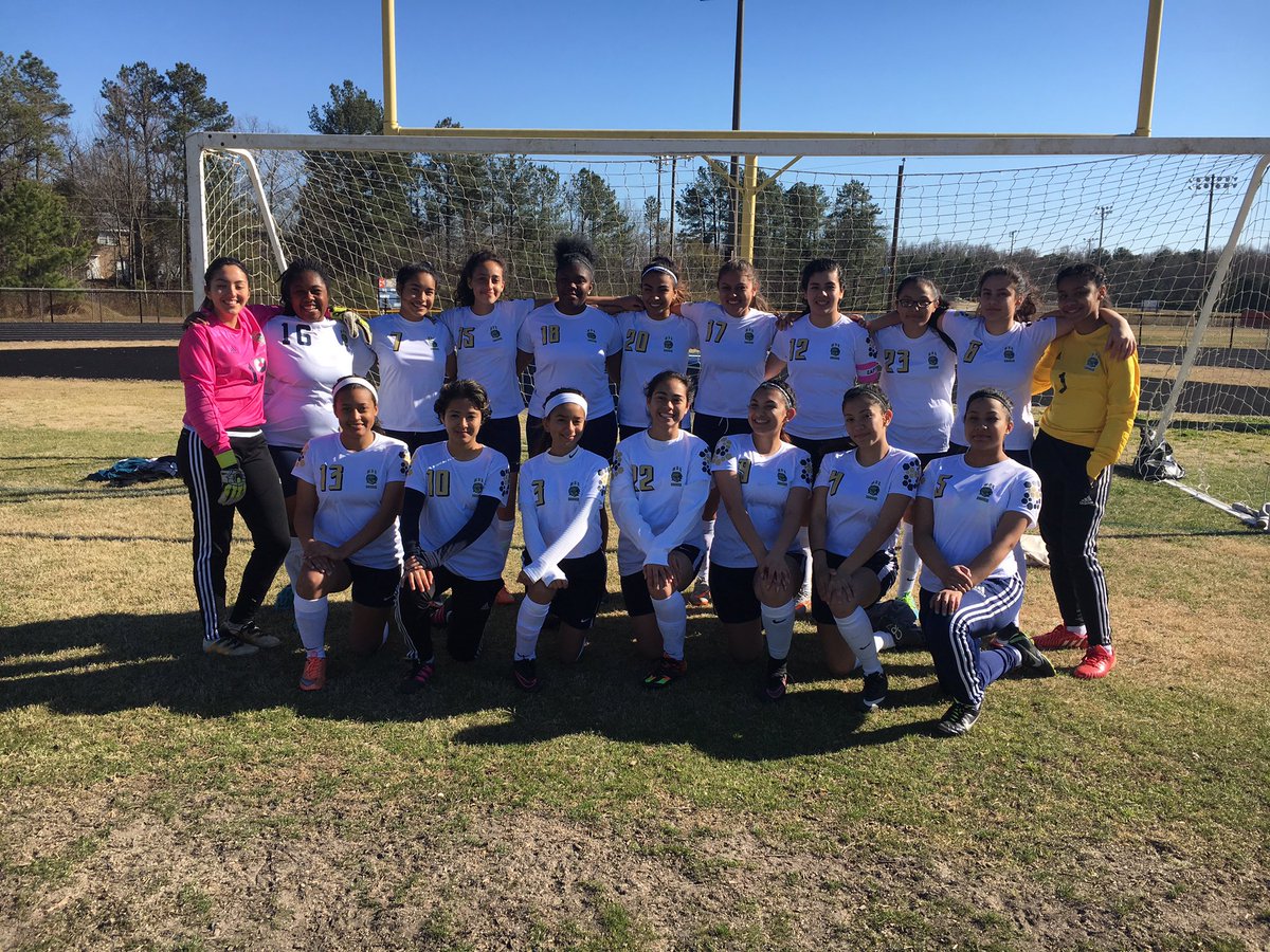mbksoccergirls's tweet photo. Congratulations @mbksoccergirls on their #Conference12 quarter final win 7-0 over Highland Springs!  Awesome work ladies! #proudCoach https://t.co/pkxwdbzIXc