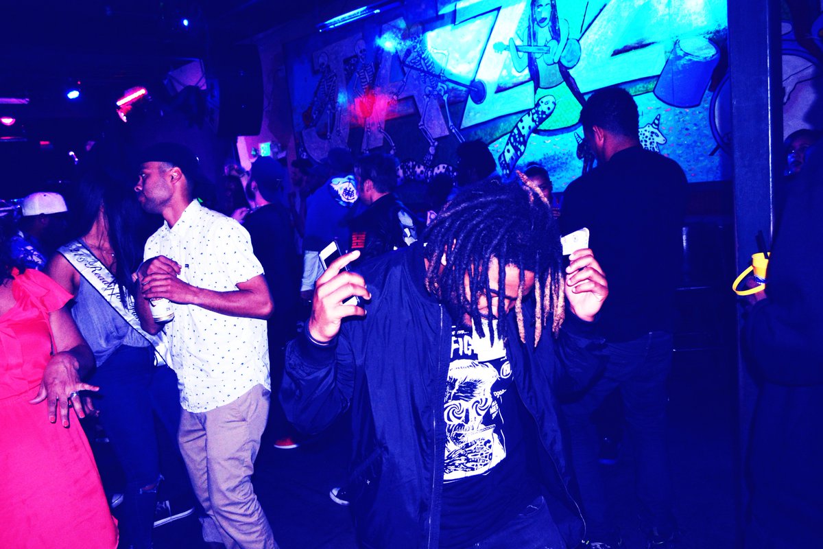 HoH_Mikey's tweet photo. Sunday Funday @ JazzBones

Captured by Me https://t.co/J887Q5DNy9