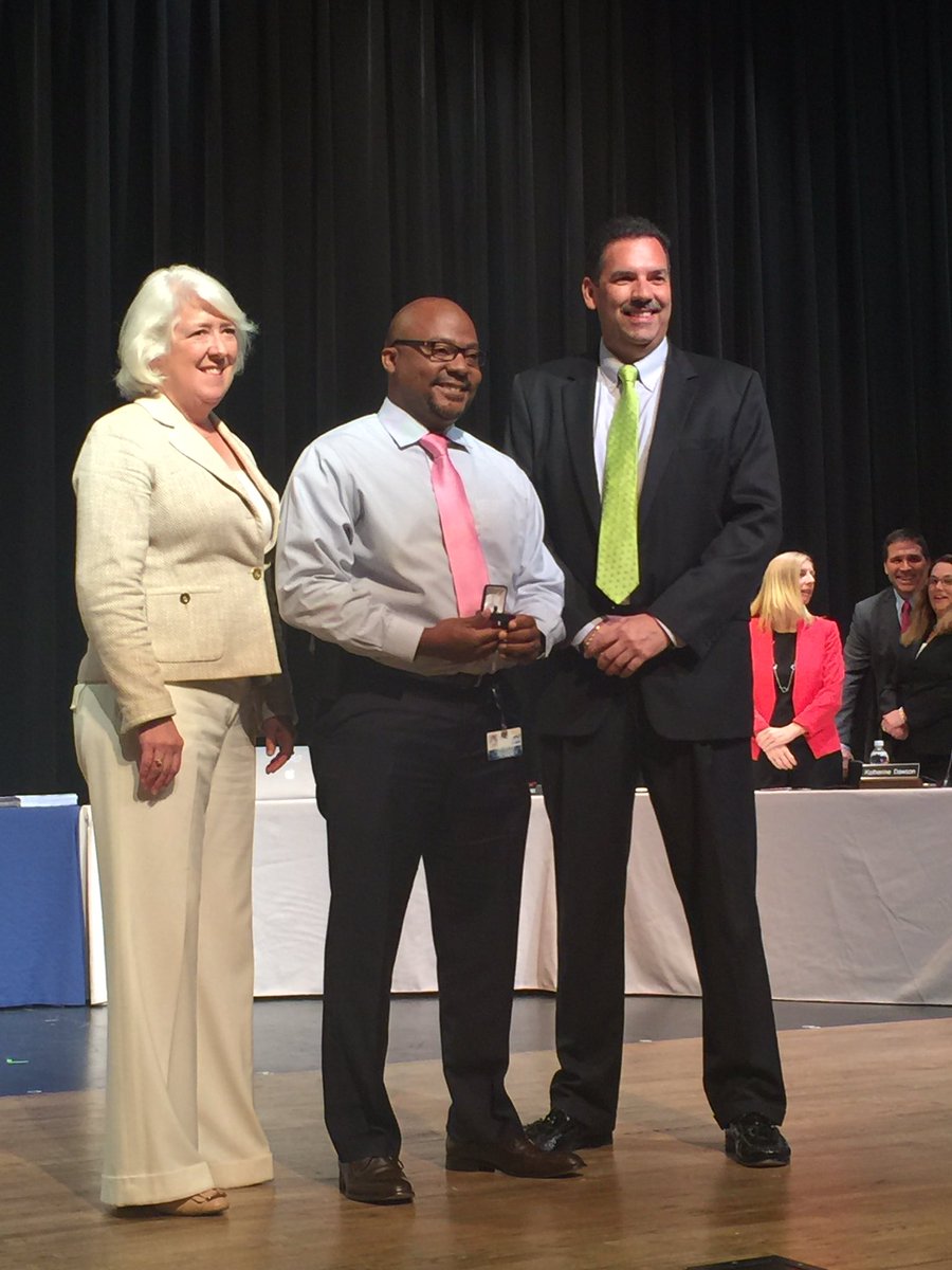 Jennifer Blaine tweet media