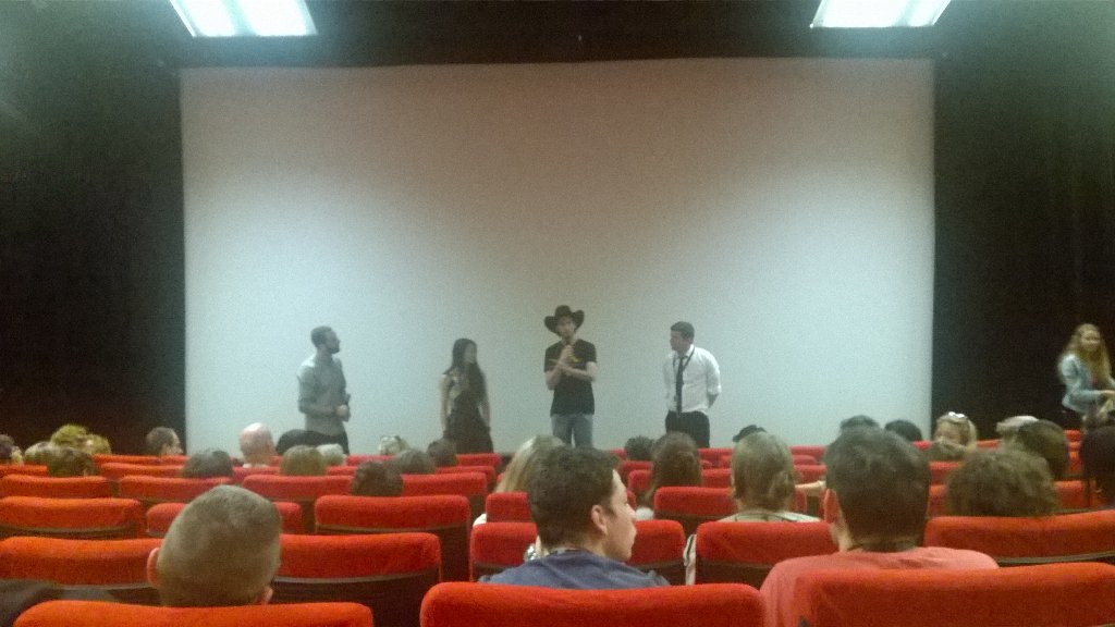 MissTdJones's tweet photo. The Rider: Chloé Zhao rend hommage au mythe de l'Ouest, à Brady et ses rêves déchus #quinzaine #CinÉcole https://t.co/nKs6bLis8s