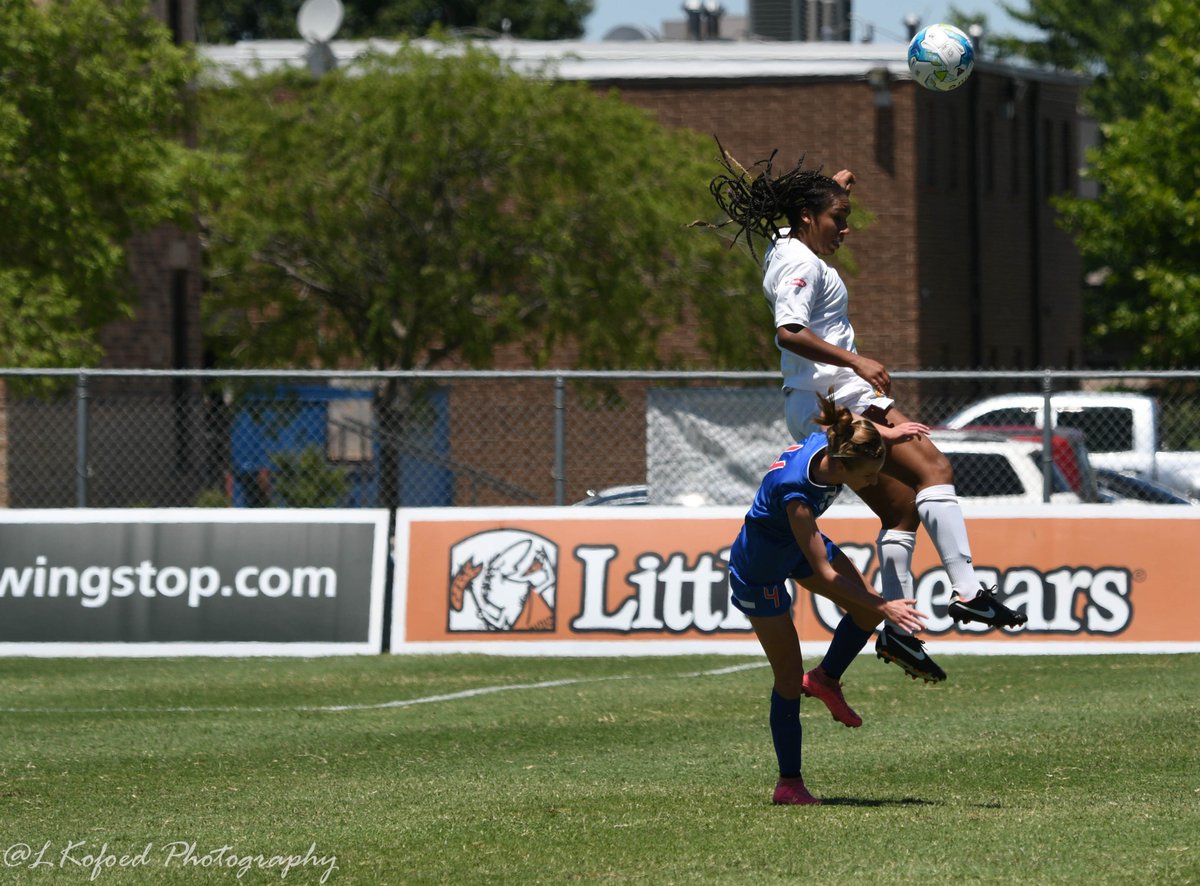 LenaKofoed's tweet photo. @OklahomaCityFC #WPSL #OKCFC  #TexasSpursFC   #SportsPhotography https://t.co/nXRroEpL3K