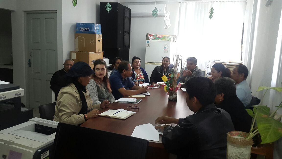 lab_urb's tweet photo. Hoy trabajamos con los vecinxs del DM 7 y su sub alcalde en el proyecto #Guapilo; el cual busca el desarrollo urbano y sostenible del área https://t.co/OlZCM7QFPh