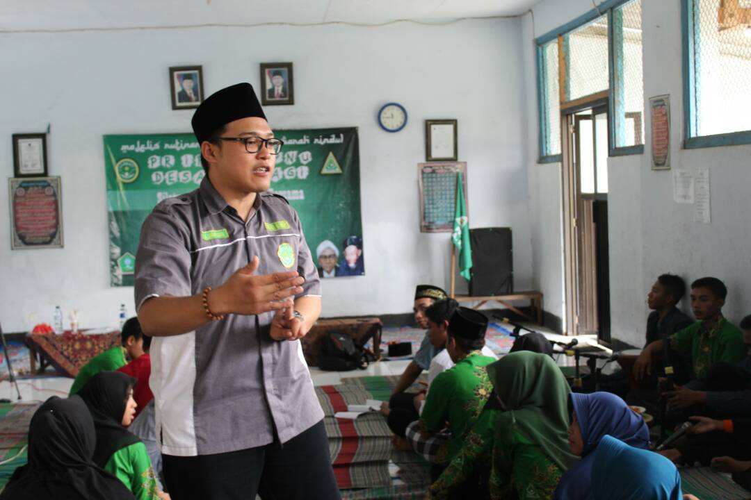 IPNU_Kemlagi's tweet photo. Majelis Musyawarah Rindu -PR.IPNU-IPPNU Desa Kemlagi- yg dihadiri Ketua PC.IPNU Mojokerto, Rekan @MochShofiyuddin @infomojokertoid https://t.co/6fkoQ9R0Tf