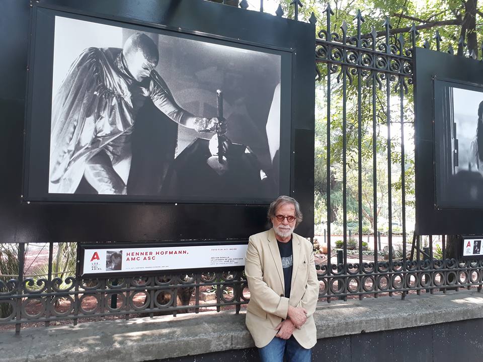 AMC_Cinefoto's tweet photo. Infinitas gracias a la @AcademiaCineMx por la exposición La luz del Ariel. Cinefotógrafos ganadores en las Rejas de Chapultepec https://t.co/QoclSPqWTZ