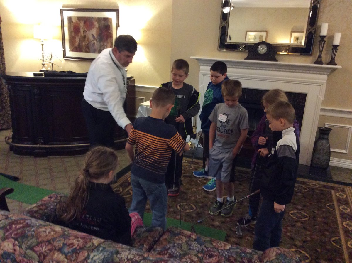 freese816's tweet photo. Country Meadows field trip @fawnarearocks #bestday #crossinggenerations https://t.co/virDAXOGl5