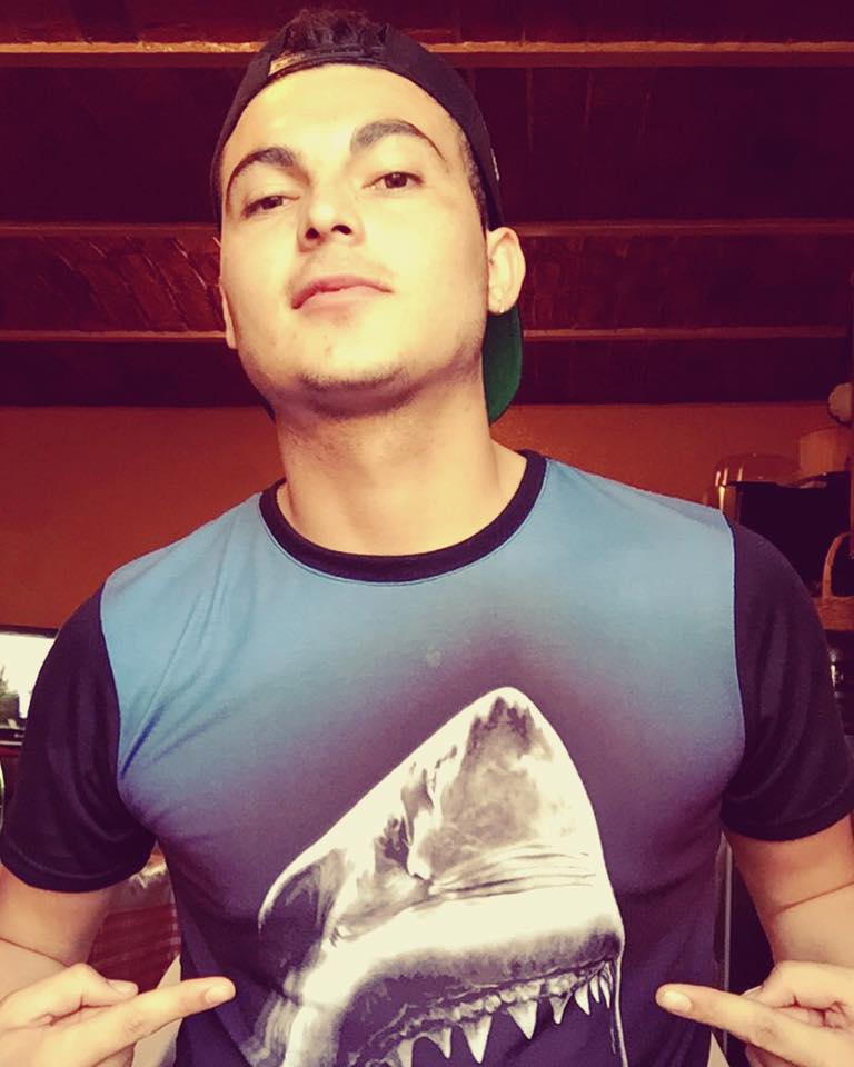 Liiz_Ramos19's tweet photo. @cesarnavarroa ya lista para escuchar tu voz hermoso! ya te espero en veracruz! #AMiModo el 23 de mayo sera glorioso #Permiteme <3 https://t.co/ZYyhZzfW1Z