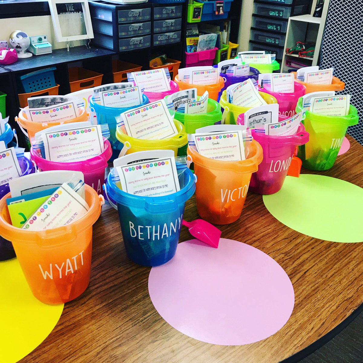 kregerclass's tweet photo. So excited to give my kiddos their end of the year gifts at awards tomorrow! @Stewart_Creek has the BEST kids!!!! https://t.co/4uWqmluWWy
