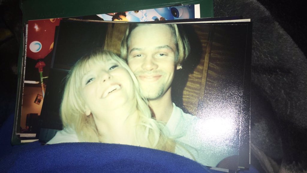 drizor2017's tweet photo. let's just take a second to look at my beautiful parents https://t.co/eXLe7fD4Te