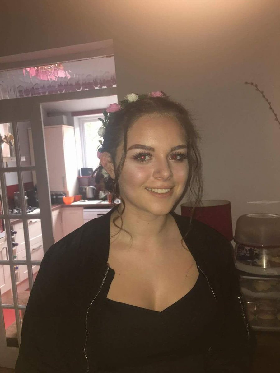 MissingAttack's tweet image. RT! @Hello_Leesha IS MISSING THIS GIRL CALLED OLIVIA! IF YOU HAVE SEEN HER MAKE SURE TO CONTACT HER OR CALL THE POLICE #Manchester