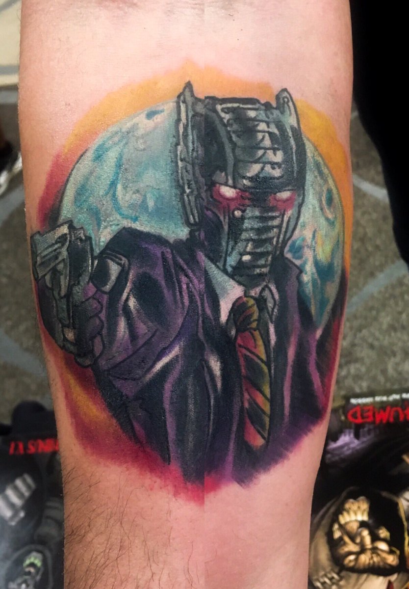 Buzcorpse's tweet photo. Tattoo of @CultHq for our friend manny who passed. Thanks Jason for letting me do the tribute #popculthq #reptile #comics #steampunk https://t.co/YD8Ax8vr8K
