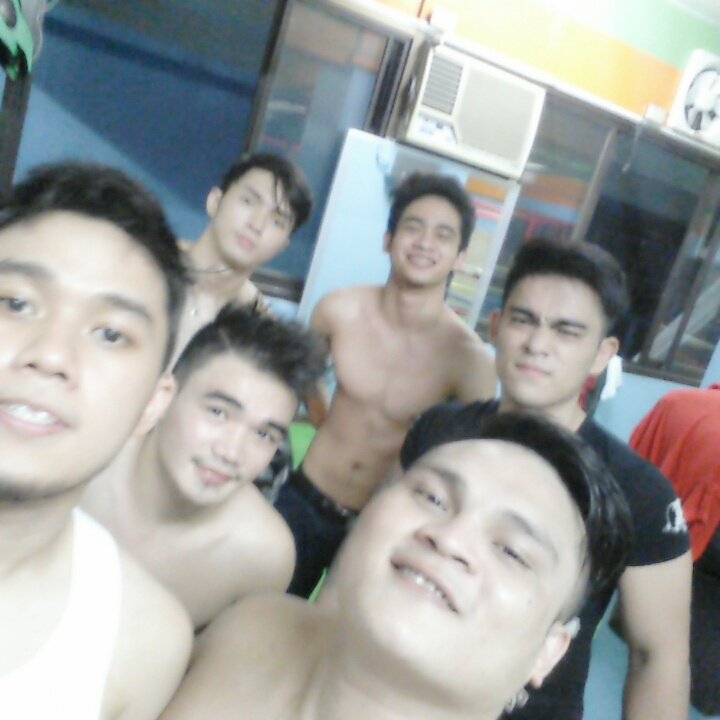 JeadTrimidal's tweet photo. #squad 💪💪 https://t.co/zNGzleMFcm