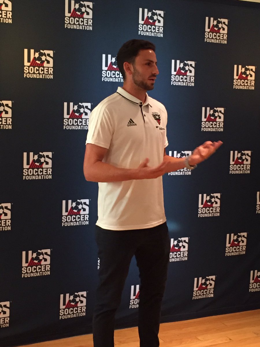 advocare's tweet photo. Endorser @StevenBirnbaum bringing awareness to @ussoccerfndn ahead of tomorrow's Capitol Soccer Classic. Happy to have him on Team AdvoCare! https://t.co/lFNDUaWOCS