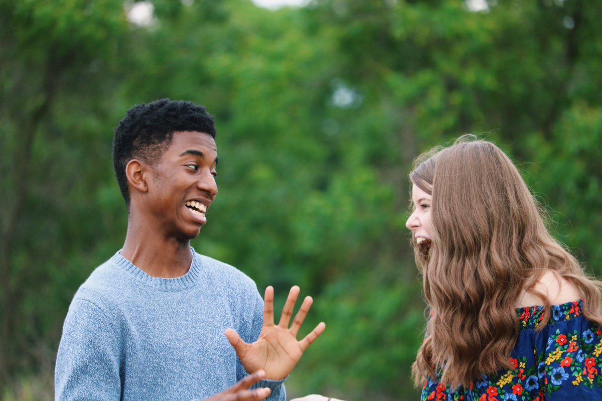 aalligwen's tweet photo. We'll go the extra mile to make you smile!! Vote Allison Asplin and Ben Perry for Marcus Choir President and Vice President!!💛 https://t.co/ybw4mCDijg