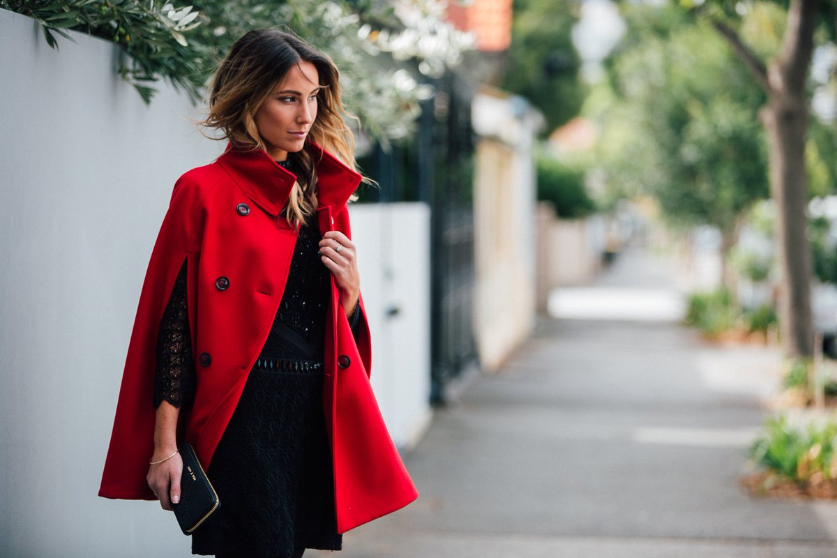 AlloraCapes's tweet photo. @GlynisTN Hi Glynis, I thought you might be interested in my new AW17 cape collection.  @AlloraCapes  https://t.co/PEbEnQ9LGI Tabatha https://t.co/kzI4uLHI3N