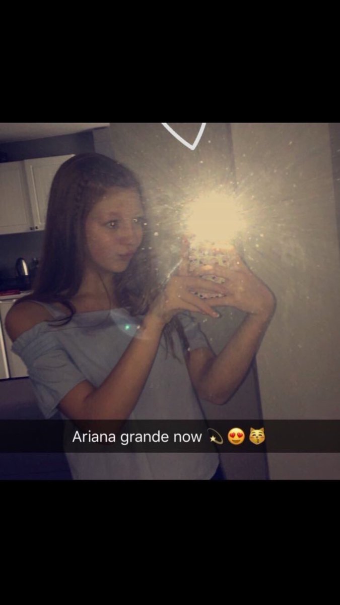 RIPManchester's tweet photo. OLIVIA/LIV (14)- not picking up ANY calls or texts😰
Cousins Girlfriend - MISSING at Ariana Grande Concert Manchester #Manchester Please RT❤️ https://t.co/Ks6XaQfU82