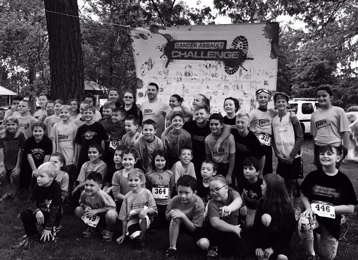 Global_PhyEd's tweet photo. Such a great time at the #Cancerassaultchallenge!!
#qpe in the community! https://t.co/CbvEwR51wv