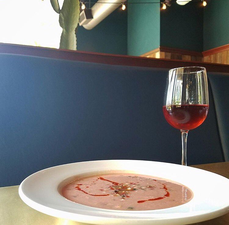 VerdeCocina's tweet photo. Cool, refreshing gazpacho & a nice rosè from @ClayPigeonWine coming right up. #oregonwine #pdxeats #pdxdrinks #veganpdx #glutenfreepdx #npdx https://t.co/BE6SFgMJmD