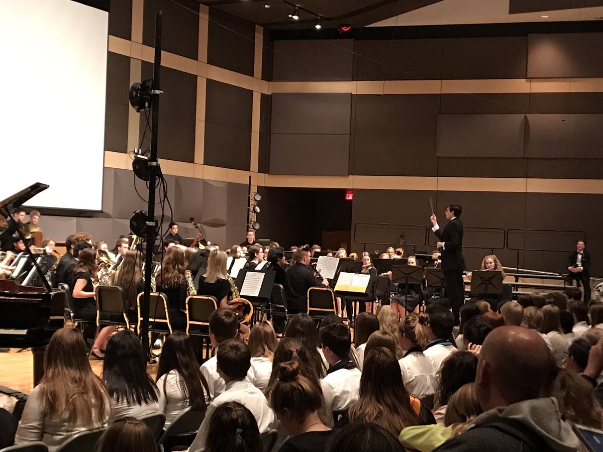 LPierce192's tweet photo. Tristen Butoi, Student Conductor #Spark #SpringConcert2017 https://t.co/Hy4XViUaMJ