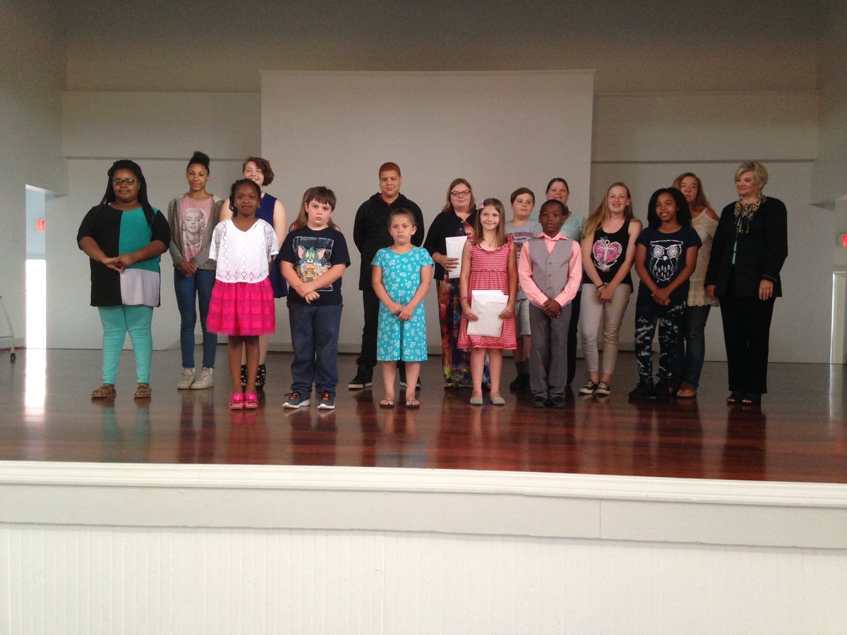 Ajordan04's tweet photo. King and Queen Friends of the Library host the winners of the poetry contest. Great affirmation of literary talent! https://t.co/VefSQAUlVl