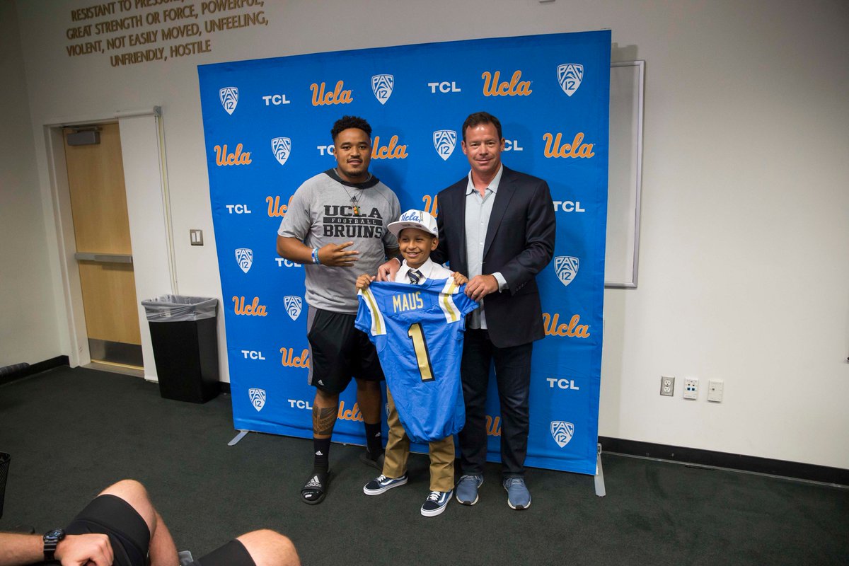 UCLAFootball's tweet photo. Meet Angelo and Alonzo Maus, the newest members of the team thanks to @GoTeamIMPACT.

#GoBruins https://t.co/XBSejmNfVR